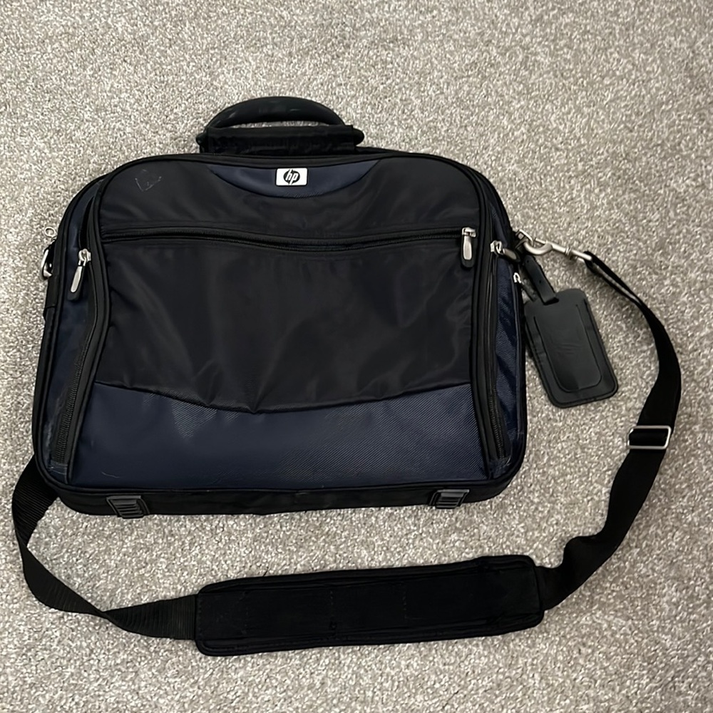 HP Laptop bag/briefcase.